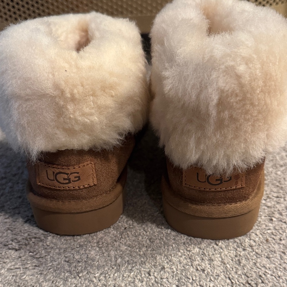 UGG Brown and Cream Fluffy Boots (size 7)